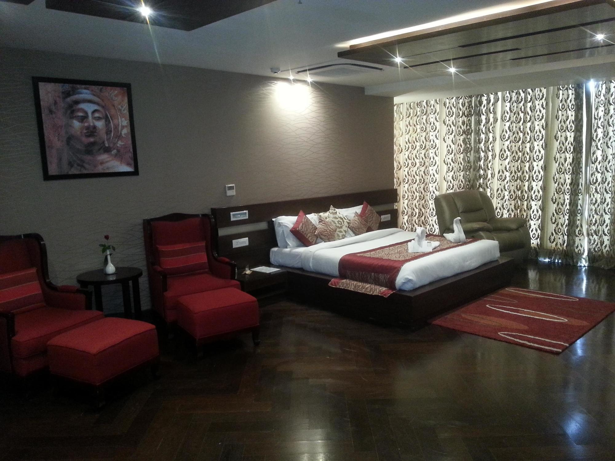 One Earth Avaas Otel Amritsar Dış mekan fotoğraf