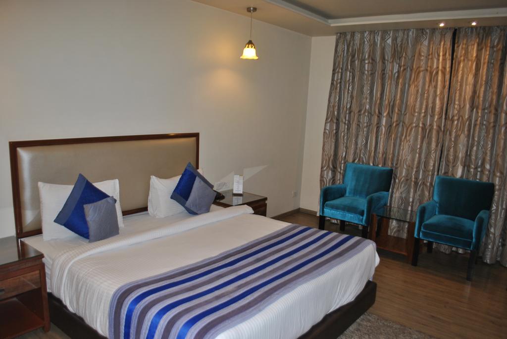 One Earth Avaas Otel Amritsar Dış mekan fotoğraf