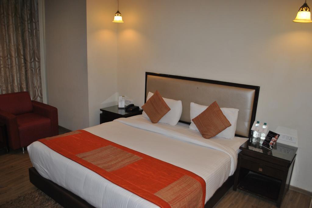 One Earth Avaas Otel Amritsar Dış mekan fotoğraf