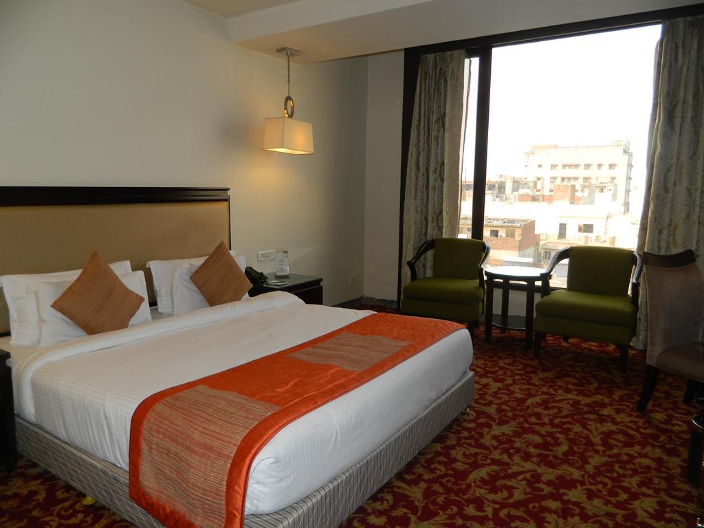 One Earth Avaas Otel Amritsar Dış mekan fotoğraf