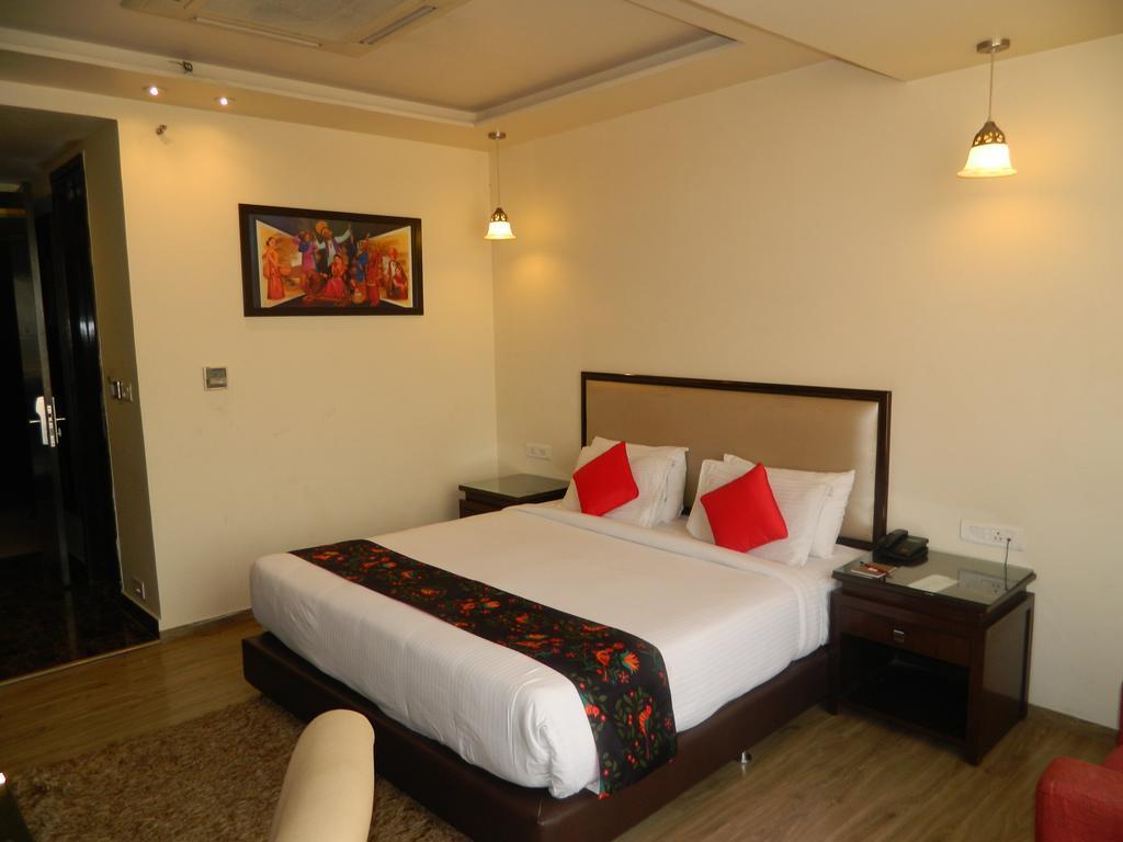 One Earth Avaas Otel Amritsar Dış mekan fotoğraf
