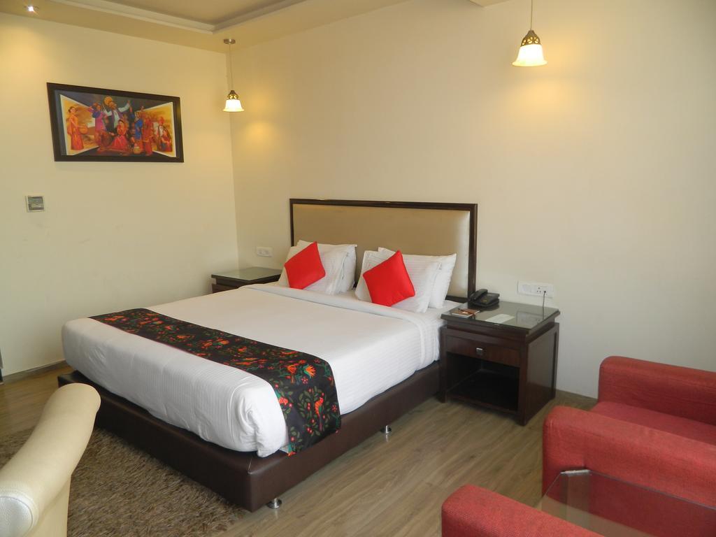 One Earth Avaas Otel Amritsar Dış mekan fotoğraf