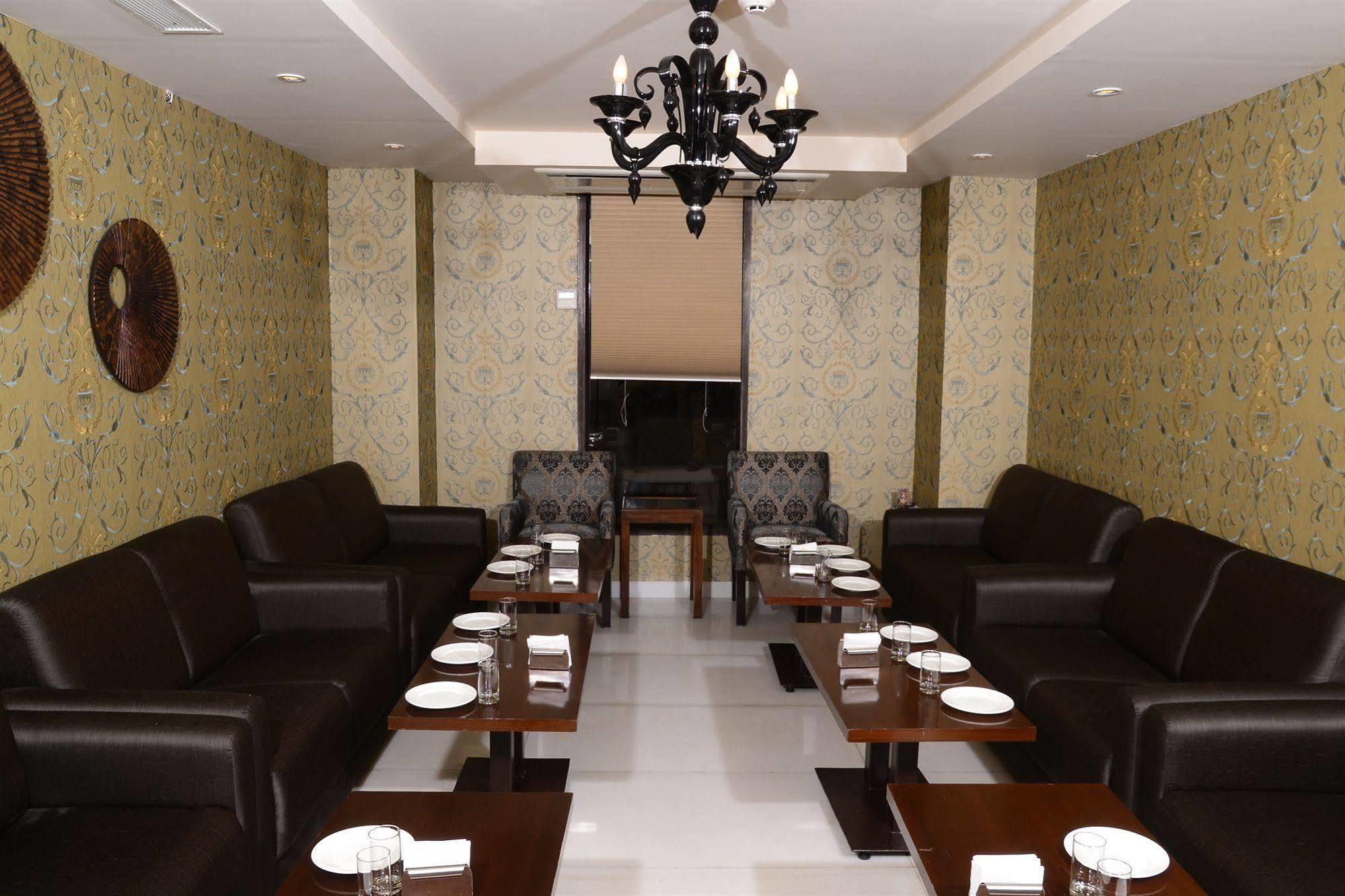 One Earth Avaas Otel Amritsar Dış mekan fotoğraf